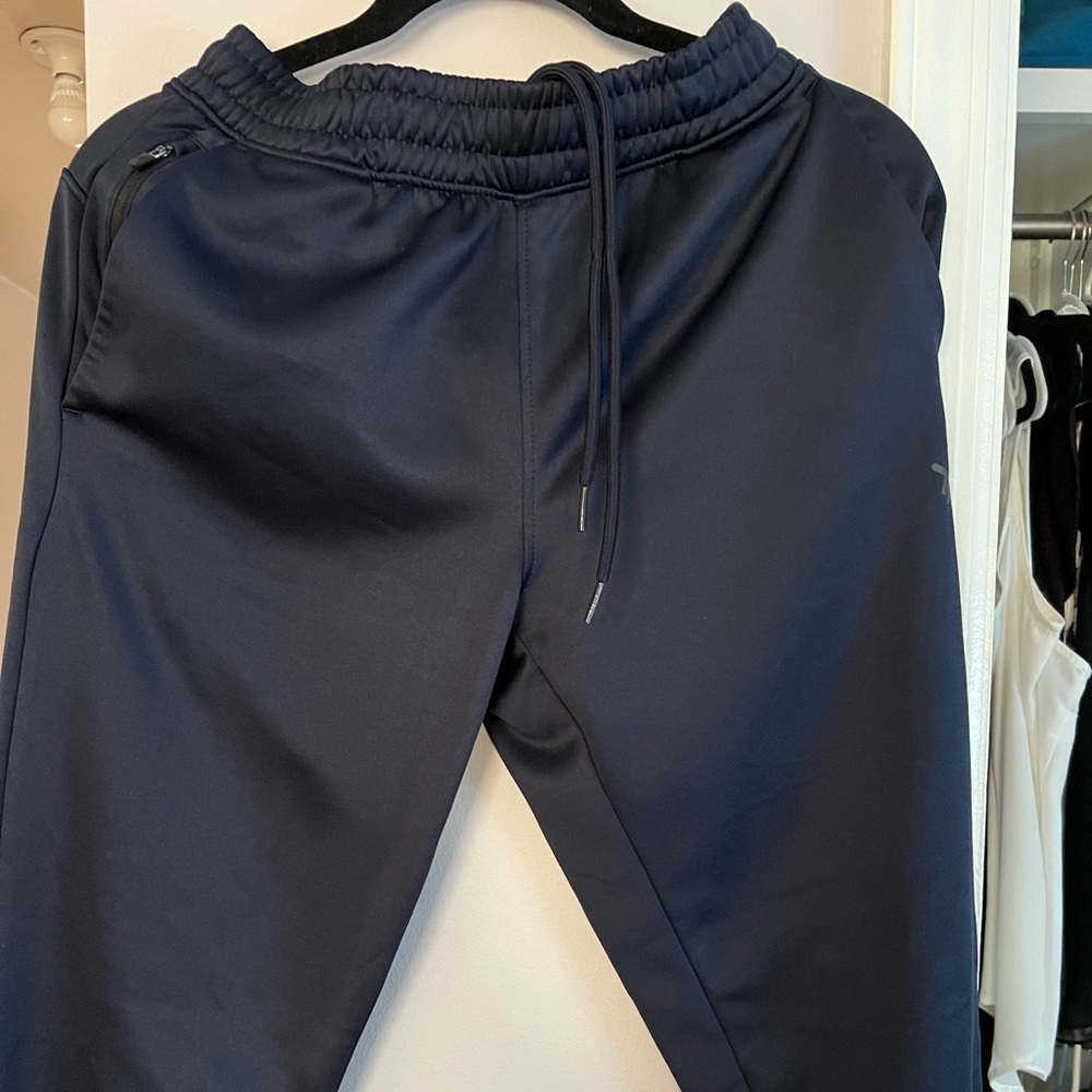 used men's joggers